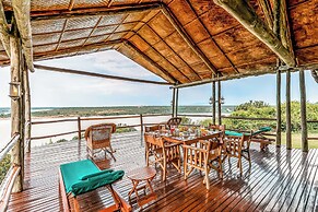Mweya Safari Lodge