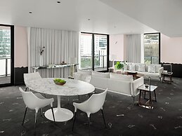 Dua Miami, Autograph Collection