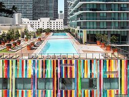 Dua Miami, Autograph Collection