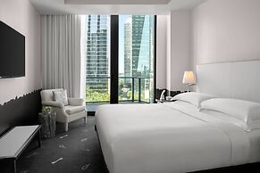 Dua Miami, Autograph Collection