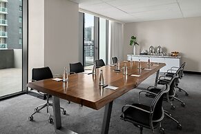 Dua Miami, Autograph Collection