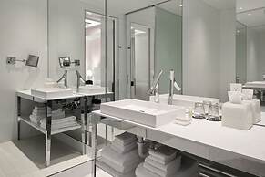 Dua Miami, Autograph Collection