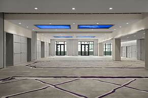 Dua Miami, Autograph Collection