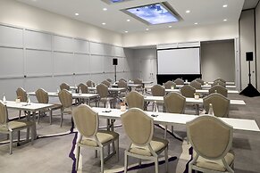 Dua Miami, Autograph Collection