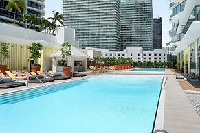 Dua Miami, Autograph Collection