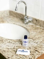 Summit Millian Hotel