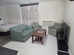 Leelas Villa Inn Flesherton