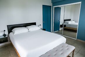 Numero Uno Beach Apartments