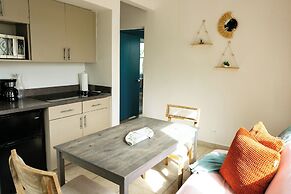 Numero Uno Beach Apartments