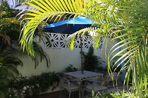 Numero Uno Beach Apartments