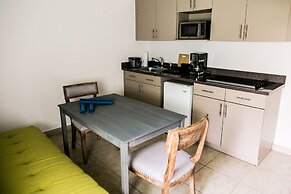 Numero Uno Beach Apartments