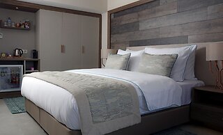 Design Plus Seya Beach Hotel