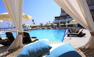 Design Plus Seya Beach Hotel