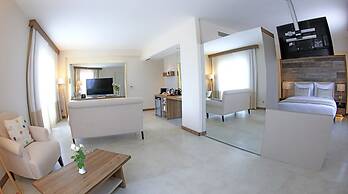 Design Plus Seya Beach Hotel