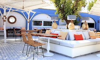 Design Plus Seya Beach Hotel