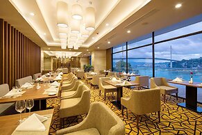 Wyndham Legend Halong Hotel