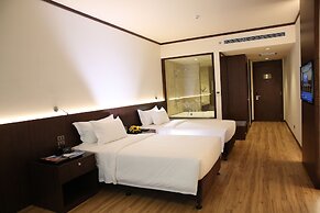 Wyndham Legend Halong Hotel