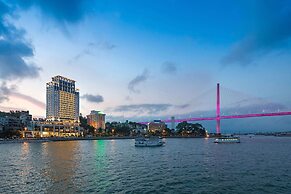 Wyndham Legend Halong Hotel