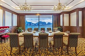Wyndham Legend Halong Hotel