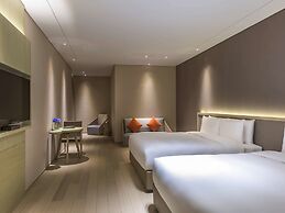 Novotel Shanghai Clover