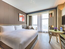 Novotel Shanghai Clover