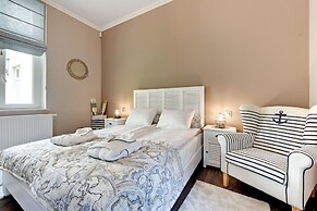 Lion Apartments - Nord Star