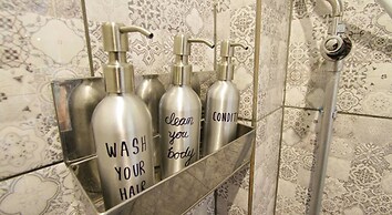 Above the Sea Guesthouse