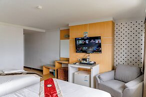 Satit Grand View Hotel