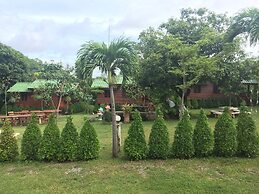 Baan Ing Khao Resort