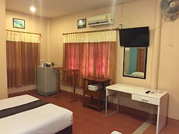 Baan Ing Khao Resort