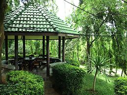 Baan Ing Khao Resort