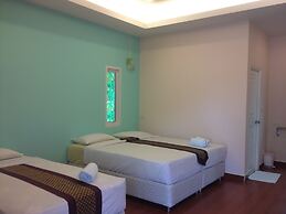 Baan Ing Khao Resort