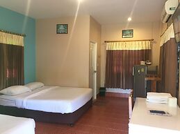Baan Ing Khao Resort