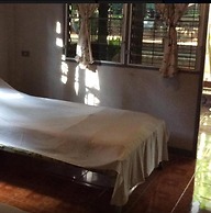 Sam's Jungle Guesthouse