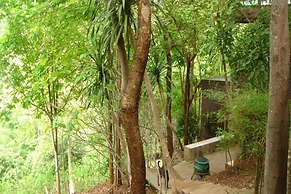 Sam's Jungle Guesthouse