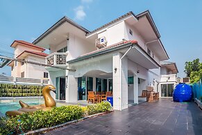 Pattaya Pool Villa
