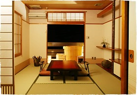 Okutone Onsen Hotel Sunbird
