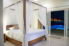 Tulip House Pool Villa Hua Hin