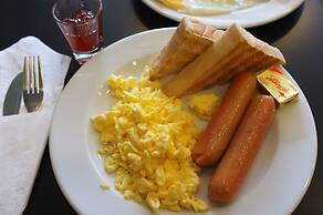 Warm Well Hostel Kanchanaburi