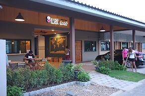 Warm Well Hostel Kanchanaburi