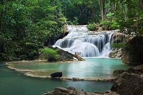 Warm Well Hostel Kanchanaburi