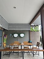 Warm Well Hostel Kanchanaburi