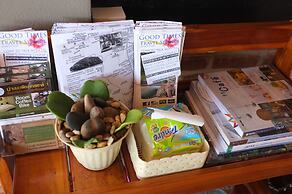 Warm Well Hostel Kanchanaburi