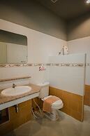 Warm Well Hostel Kanchanaburi