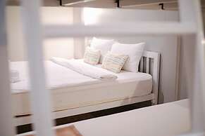 Warm Well Hostel Kanchanaburi