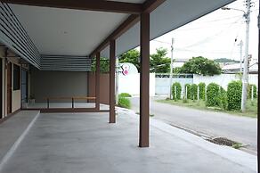 Warm Well Hostel Kanchanaburi