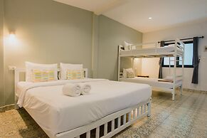 Warm Well Hostel Kanchanaburi