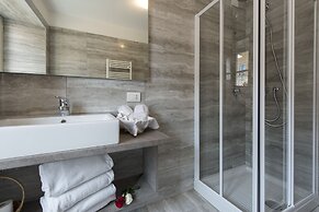 Luxury Britannia Apartments