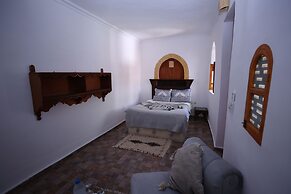 Riad O-ly