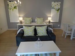 By the Way Guesthouse